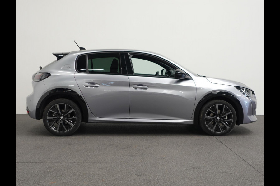 Peugeot 208 1.2 PureTech 100pk Automaat GT-Line Peugeot 208 1.2 PureTech 100pk Aut. GT-Line Navigatie Apple Carplay/Android Auto Camera Parkeersensoren Adaptive Cruise Control Blind Spot Assist Virtual Cockpit Climate Control Getinte ramen