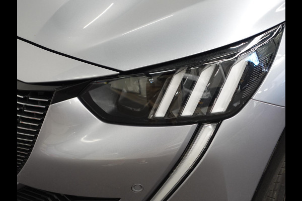 Peugeot 208 1.2 PureTech 100pk Automaat GT-Line Peugeot 208 1.2 PureTech 100pk Aut. GT-Line Navigatie Apple Carplay/Android Auto Camera Parkeersensoren Adaptive Cruise Control Blind Spot Assist Virtual Cockpit Climate Control Getinte ramen