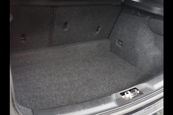 Volvo V40 1.5 T2 Polar+ | Automaat | Navigatie | Stoelverwarming |