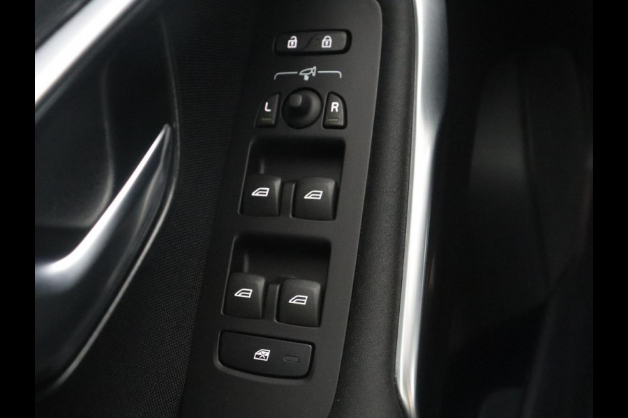Volvo V40 1.5 T2 Polar+ | Automaat | Navigatie | Stoelverwarming |