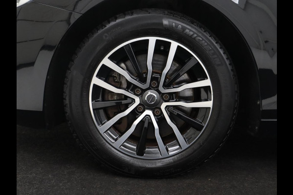 Volvo V40 1.5 T2 Polar+ | Automaat | Navigatie | Stoelverwarming |
