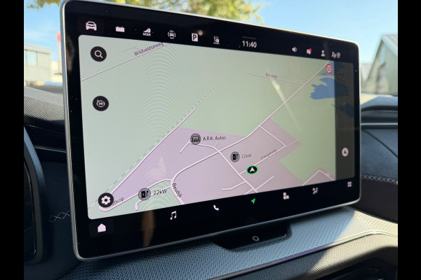 Škoda Kodiaq 1.5 TSI PHEV Sportline Panoramadak 20 inch velgen Head Up display Adaptive cruise Navigatie Sportstoelen 360 camera Full LED