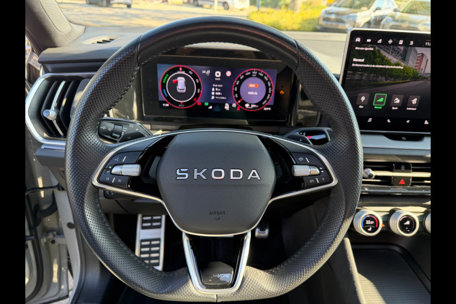 Škoda Kodiaq 1.5 TSI PHEV Sportline Panoramadak 20 inch velgen Head Up display Adaptive cruise Navigatie Sportstoelen 360 camera Full LED