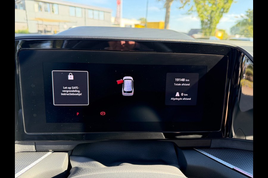 Škoda Kodiaq 1.5 TSI PHEV Sportline Panoramadak 20 inch velgen Head Up display Adaptive cruise Navigatie Sportstoelen 360 camera Full LED