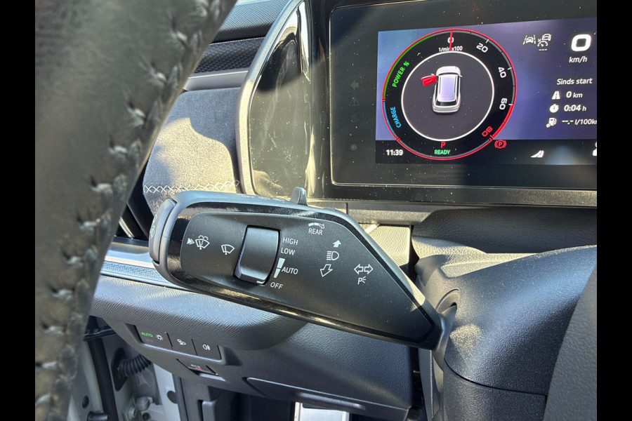 Škoda Kodiaq 1.5 TSI PHEV Sportline Panoramadak 20 inch velgen Head Up display Adaptive cruise Navigatie Sportstoelen 360 camera Full LED