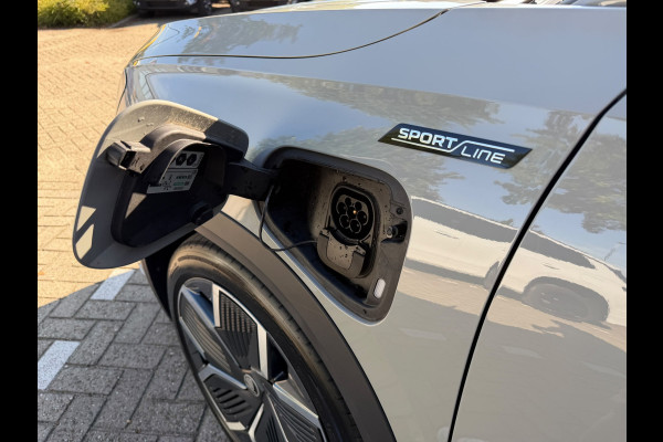 Škoda Kodiaq 1.5 TSI PHEV Sportline Panoramadak 20 inch velgen Head Up display Adaptive cruise Navigatie Sportstoelen 360 camera Full LED