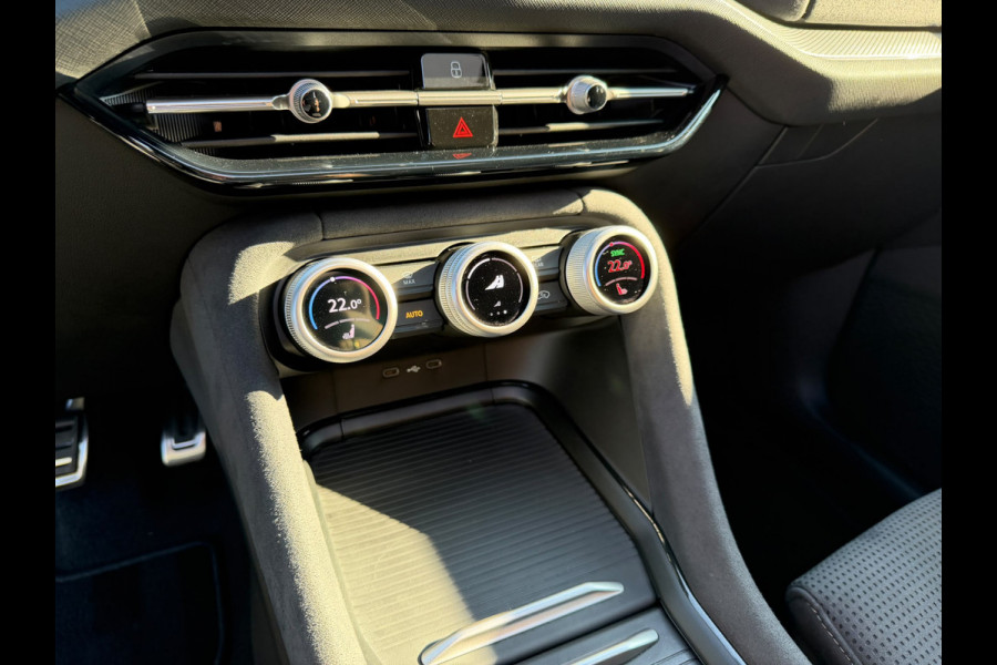 Škoda Kodiaq 1.5 TSI PHEV Sportline Panoramadak 20 inch velgen Head Up display Adaptive cruise Navigatie Sportstoelen 360 camera Full LED