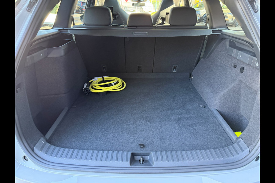Škoda Kodiaq 1.5 TSI PHEV Sportline Panoramadak 20 inch velgen Head Up display Adaptive cruise Navigatie Sportstoelen 360 camera Full LED