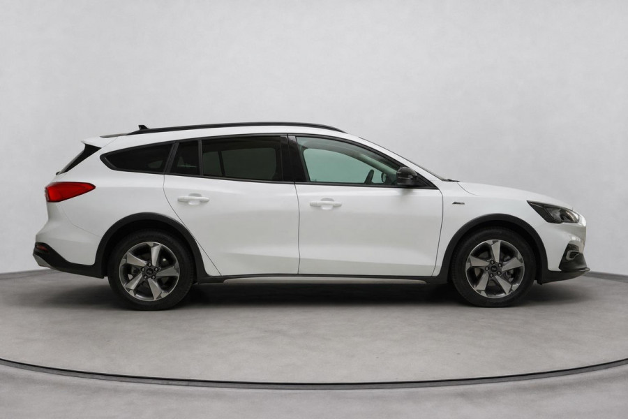 Ford FOCUS Wagon 1.0 EcoBoost 125pk Hybrid Active Business | Trekhaak | Carplay | B&O Sound | Camera | Zwart dak