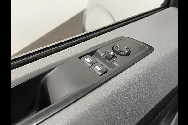 Citroën Jumpy 2.0 BlueHDI 120 XL Club Dubbele Cabine Apple CarPlay Navigatie Cruise Control Parkeersensoren Airco