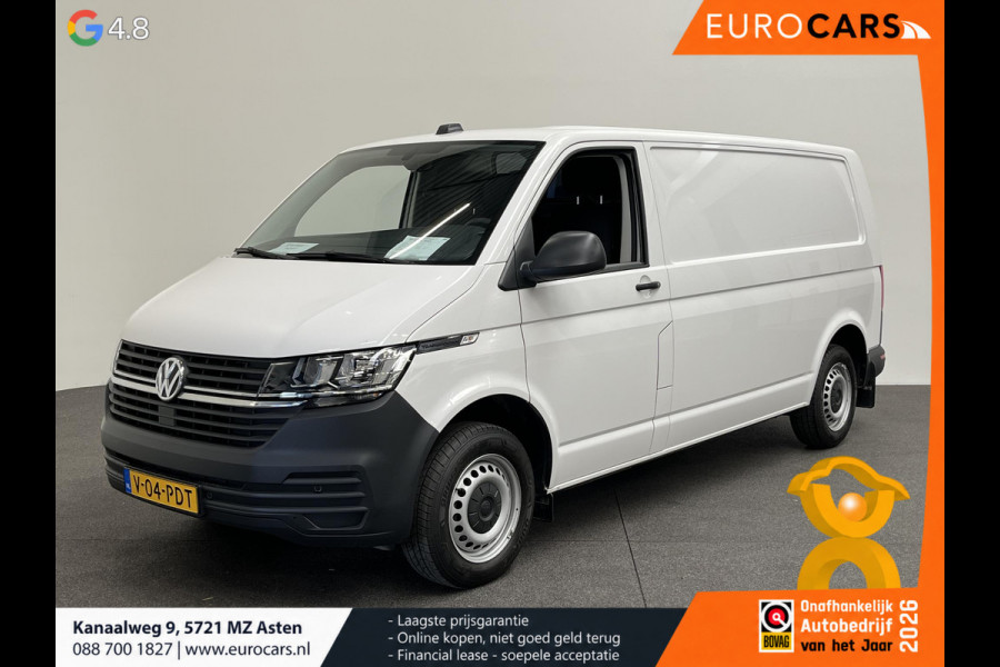 Volkswagen Transporter 2.0 TDI L2H1 150PK Automaat Airco Cruise Control Apple Carplay Verwarmbare stoel en vooruit