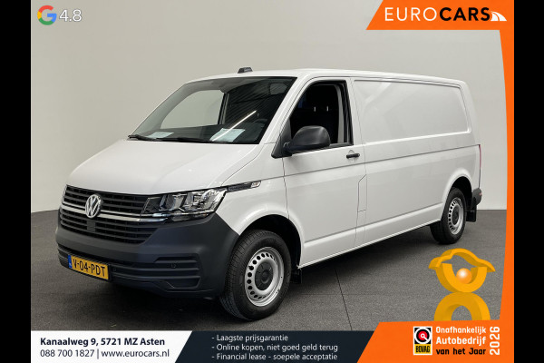Volkswagen Transporter 2.0 TDI L2H1 150PK Automaat Airco Cruise Control Apple Carplay Verwarmbare stoel en vooruit