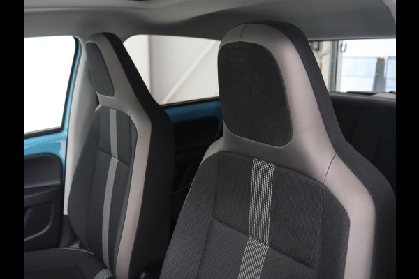 Volkswagen e-Up! | SOH 88,3% | Panoramadak | Stoelverwarming | Cruise control | Park assist | 5-deurs | Bluetooth