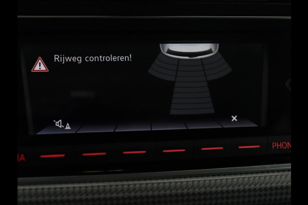 Volkswagen e-Up! | SOH 88,3% | Panoramadak | Stoelverwarming | Cruise control | Park assist | 5-deurs | Bluetooth