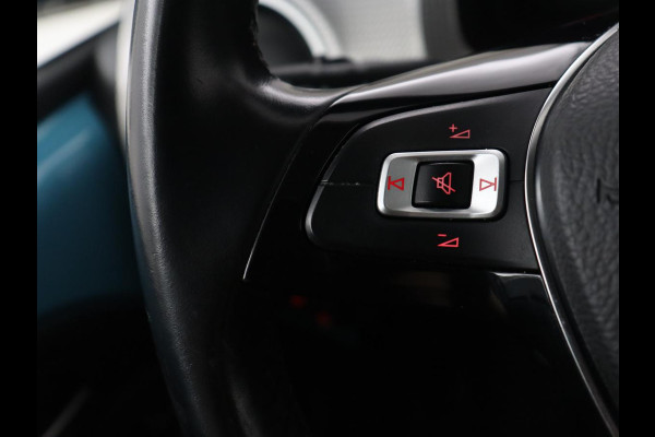 Volkswagen e-Up! | SOH 88,3% | Panoramadak | Stoelverwarming | Cruise control | Park assist | 5-deurs | Bluetooth