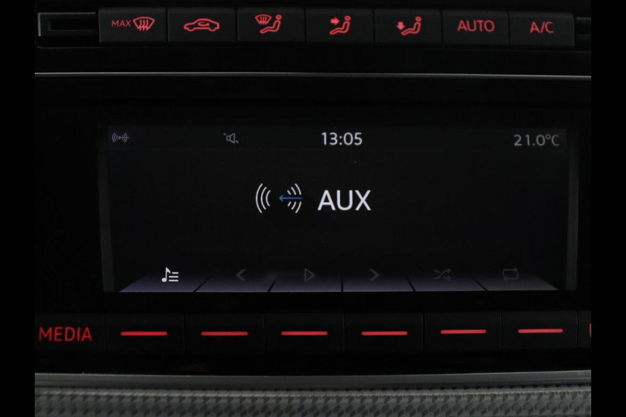 Volkswagen e-Up! | SOH 88,3% | Panoramadak | Stoelverwarming | Cruise control | Park assist | 5-deurs | Bluetooth