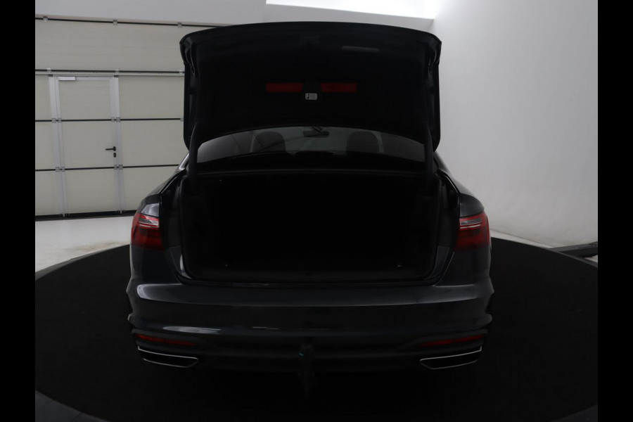 Audi A4 Limousine 35 TFSI Pro Line | Trekhaak | LED | Stoelverwarming | Navigatie | Apple Carplay |