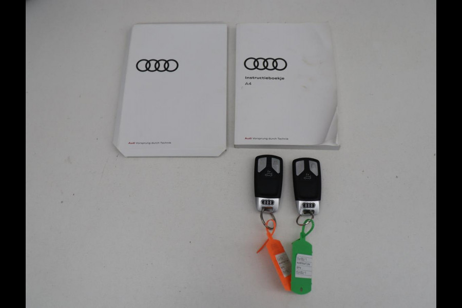Audi A4 Limousine 35 TFSI Pro Line | Trekhaak | LED | Stoelverwarming | Navigatie | Apple Carplay |