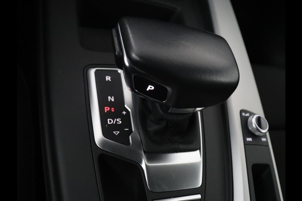 Audi A4 Limousine 35 TFSI Pro Line | Trekhaak | LED | Stoelverwarming | Navigatie | Apple Carplay |