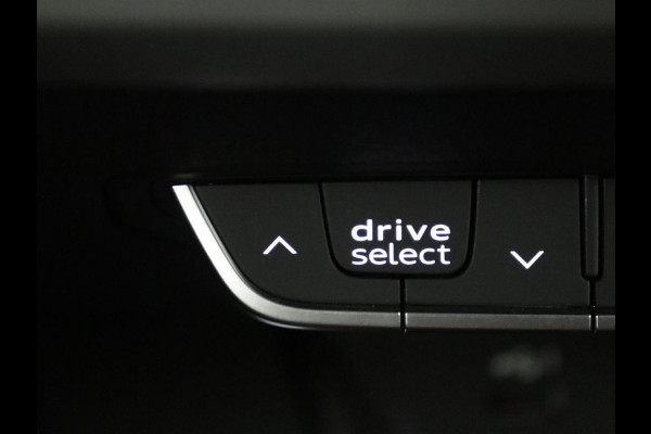 Audi A4 Limousine 35 TFSI Pro Line | Trekhaak | LED | Stoelverwarming | Navigatie | Apple Carplay |