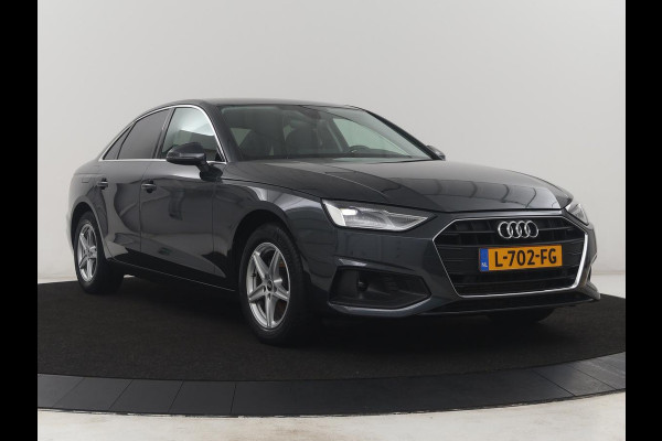 Audi A4 Limousine 35 TFSI Pro Line | Trekhaak | LED | Stoelverwarming | Navigatie | Apple Carplay |