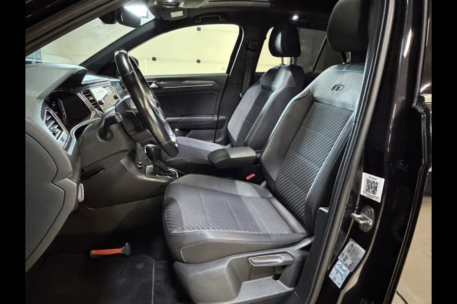 Volkswagen T-Roc 1.5 TSI Sport Business R | Pano | Camera | Stoelverw. | Adaptive cruise | Full LED | Dodehoeksensor