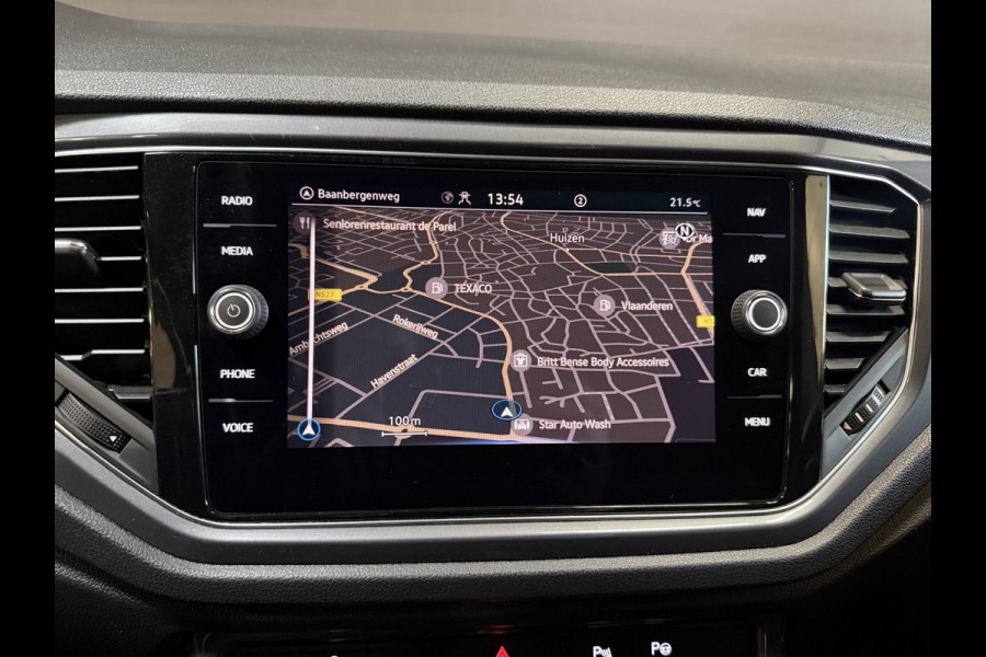 Volkswagen T-Roc 1.5 TSI Sport Business R | Pano | Camera | Stoelverw. | Adaptive cruise | Full LED | Dodehoeksensor