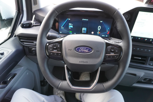 Ford E-Transit Custom 340L L2H1 Limited 71 kWh/218PK Automaat Schuifdeur L+ R nr. V070 | Climate | Adap.Cruise | Navi | Leer | Camera |Pro Powerpack
