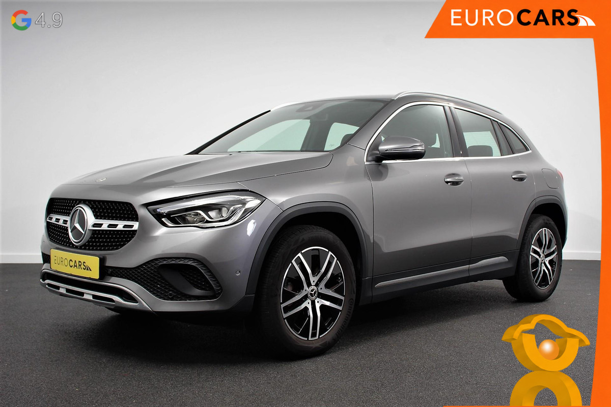 Mercedes-Benz GLA 200 Progressive Automaat Navigatie Climate control Cruise Control LED Elektrische Achterklep Lichtmetalen Velgen Camera