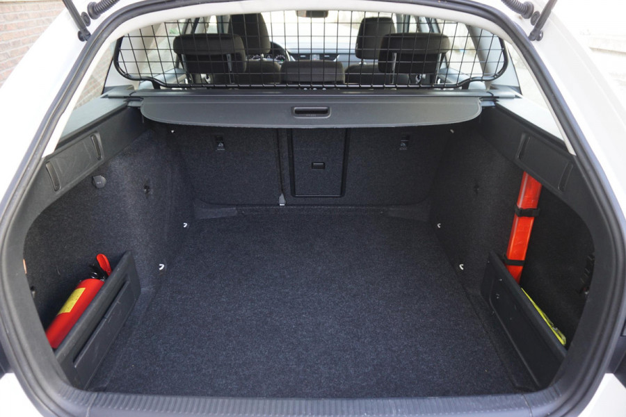 Škoda Octavia Combi 1.0 TSI Automaat Ambition Business/Camera/1e Eig./