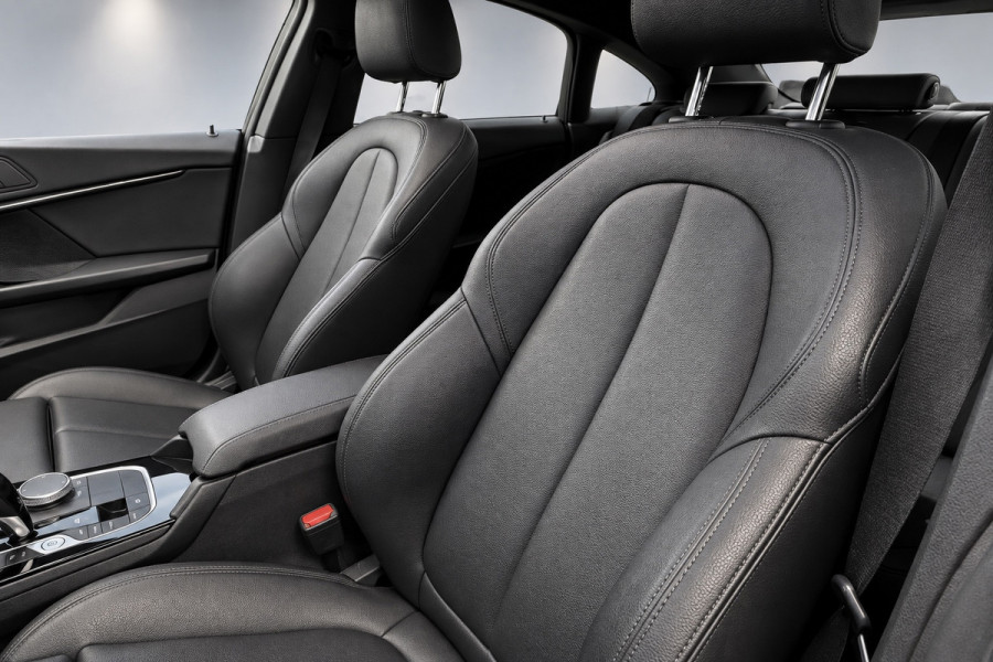 BMW 2 Serie Gran Coupé 218i|M-Pakket|Pano|Camera|Carplay|