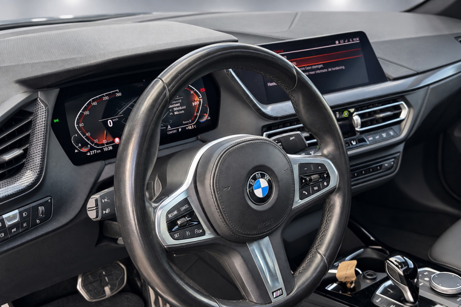 BMW 2 Serie Gran Coupé 218i|M-Pakket|Pano|Camera|Carplay|