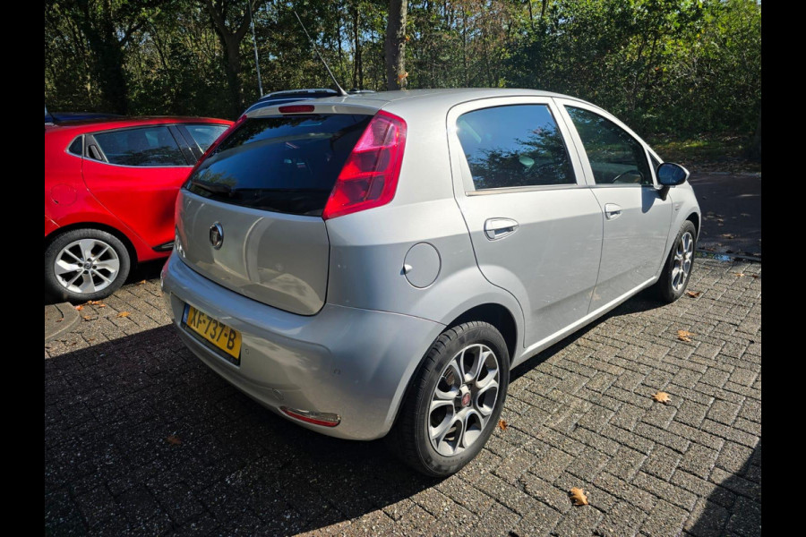 Fiat Punto Evo 0.9 TwinAir Sempre | 1E EIGENAAR | 3/6 OF 12MND GARANTIE | 22.513 KM | CRUISE | NAVI | AIRCO | LMV |
