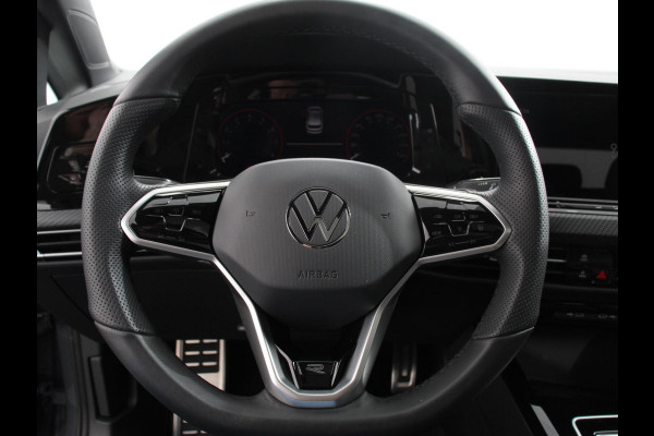 Volkswagen Golf 1.5 eTSI 150pk DSG R-Line DEMO ! Panorama dak Navigatie Apple Carplay/Android Auto Climate Control Camera Dab Extra Getint Glas Adaptive Cruise Control Virtual Cockpit Lichtmetalen Velgen