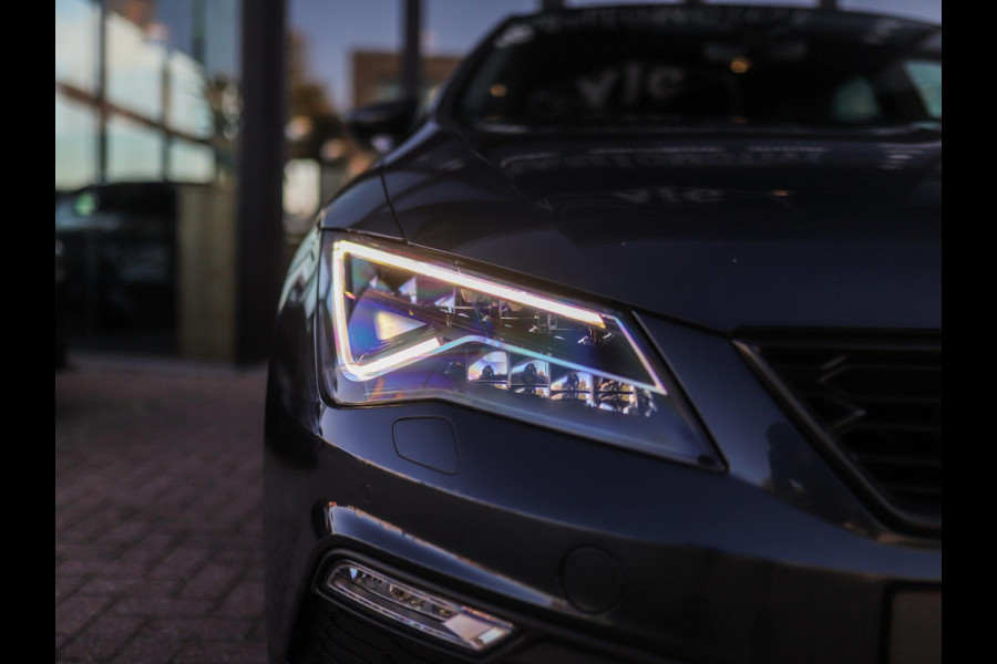 Seat Leon 1.5 TSI FR Ultimate Edition Black | Pano | DCC | Camera | Stoelverw.