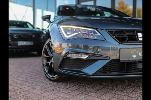 Seat Leon 1.5 TSI FR Ultimate Edition Black | Pano | DCC | Camera | Stoelverw.
