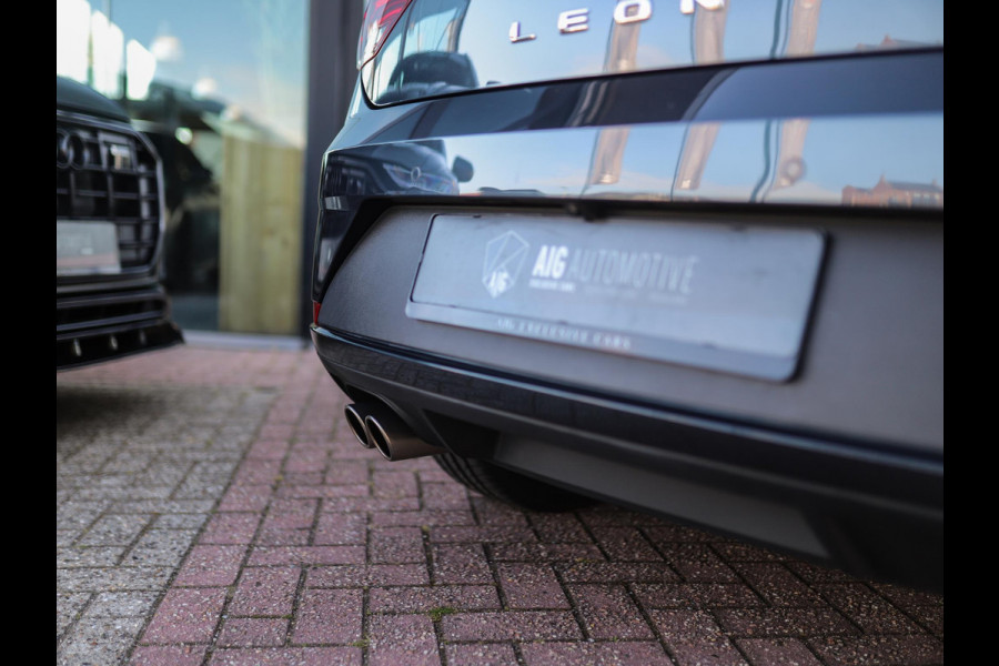 Seat Leon 1.5 TSI FR Ultimate Edition Black | Pano | DCC | Camera | Stoelverw.