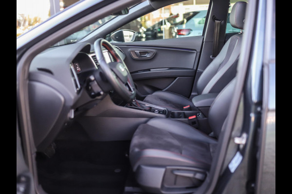 Seat Leon 1.5 TSI FR Ultimate Edition Black | Pano | DCC | Camera | Stoelverw.