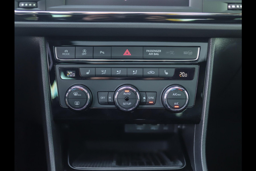 Seat Leon 1.5 TSI FR Ultimate Edition Black | Pano | DCC | Camera | Stoelverw.