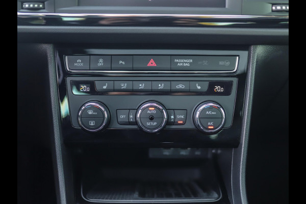 Seat Leon 1.5 TSI FR Ultimate Edition Black | Pano | DCC | Camera | Stoelverw.