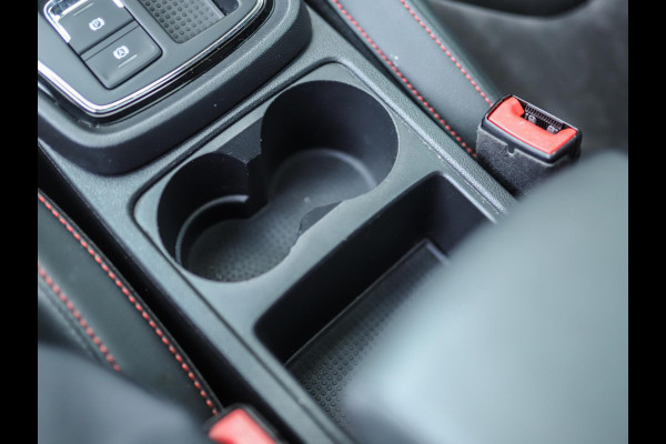 Seat Leon 1.5 TSI FR Ultimate Edition Black | Pano | DCC | Camera | Stoelverw.