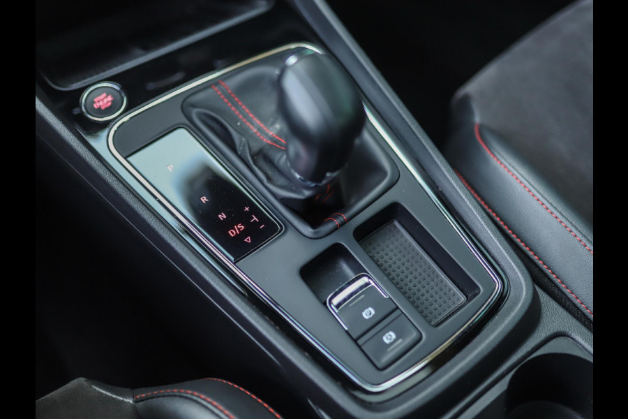 Seat Leon 1.5 TSI FR Ultimate Edition Black | Pano | DCC | Camera | Stoelverw.