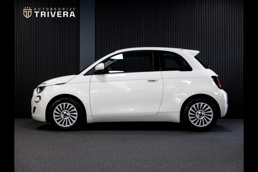 Fiat 500 La Prima 42 kWh l SoH 93% l AUT. l 360° CAM. l Stoel verw.l CARPLAY l Keyless l BTW auto l 1ste. eig. l ALS NIEUW