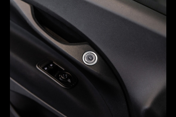 Fiat 500 La Prima 42 kWh l SoH 93% l AUT. l 360° CAM. l Stoel verw.l CARPLAY l Keyless l BTW auto l 1ste. eig. l ALS NIEUW