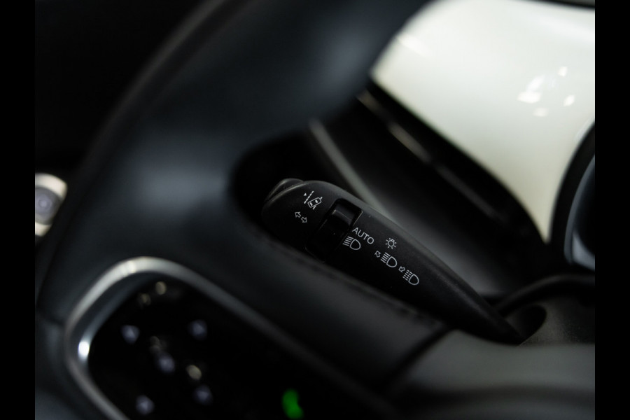 Fiat 500 La Prima 42 kWh l SoH 93% l AUT. l 360° CAM. l Stoel verw.l CARPLAY l Keyless l BTW auto l 1ste. eig. l ALS NIEUW
