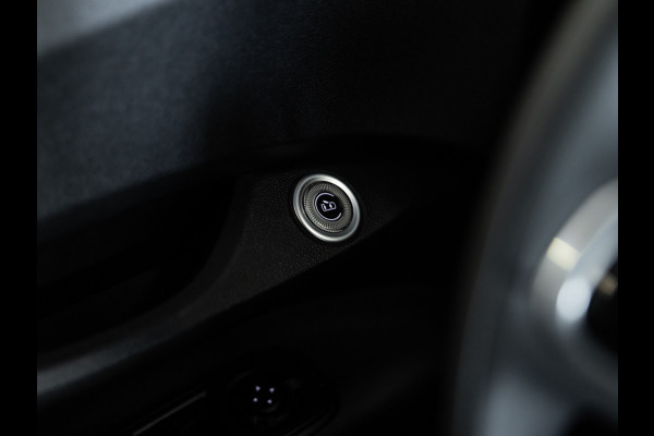 Fiat 500 La Prima 42 kWh l SoH 93% l AUT. l 360° CAM. l Stoel verw.l CARPLAY l Keyless l BTW auto l 1ste. eig. l ALS NIEUW