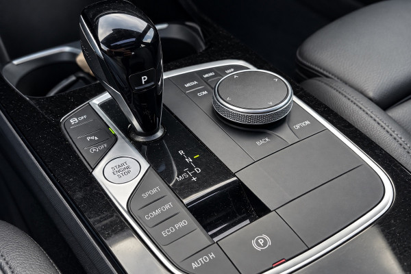 BMW 2 Serie Gran Coupé 218i|M-Pakket|Pano|Camera|Carplay|