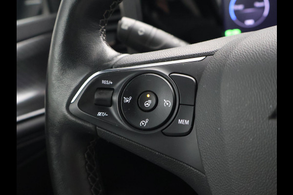 Opel Mokka-e GS LINE 50 KWH 3-FASE + SPORTSTOELEN | CAMERA | STUUR/STOELVERWARING | APPLE CARPLAY | LED | PRIVACY GLASS