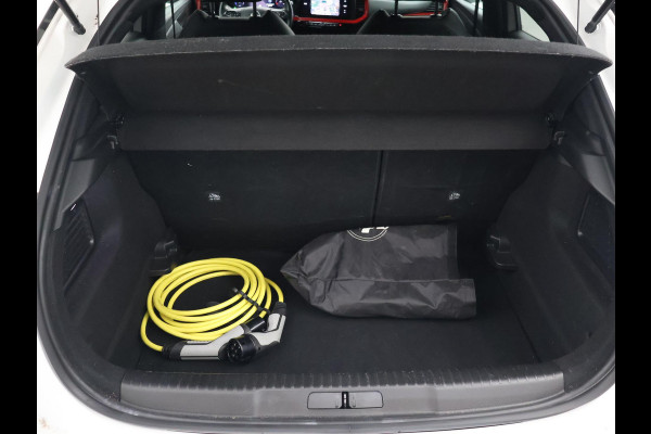 Opel Mokka-e GS LINE 50 KWH 3-FASE + SPORTSTOELEN | CAMERA | STUUR/STOELVERWARING | APPLE CARPLAY | LED | PRIVACY GLASS