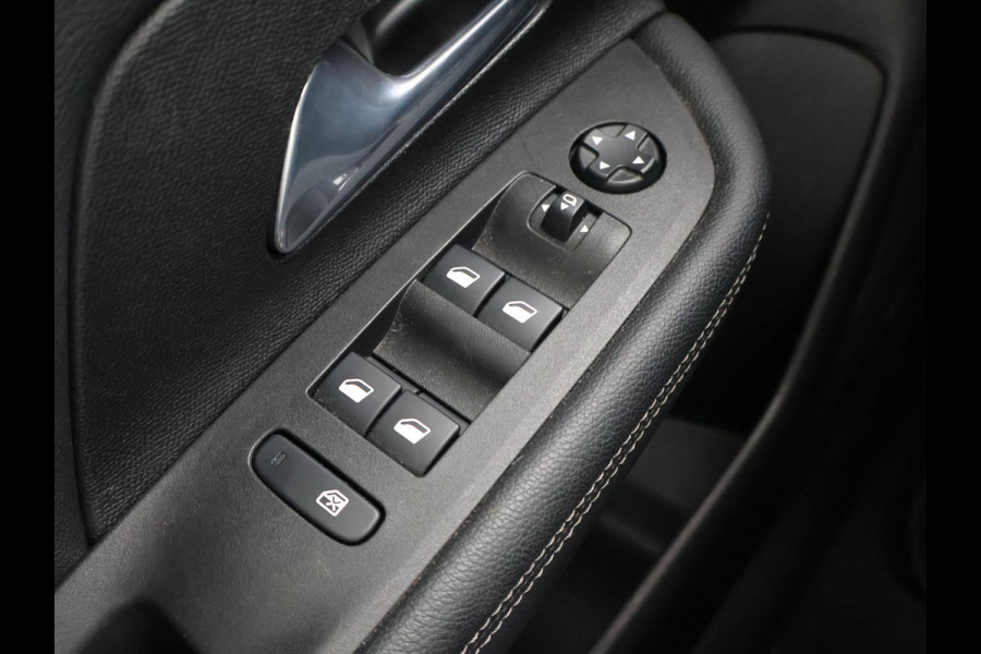 Opel Mokka-e GS LINE 50 KWH 3-FASE + SPORTSTOELEN | CAMERA | STUUR/STOELVERWARING | APPLE CARPLAY | LED | PRIVACY GLASS